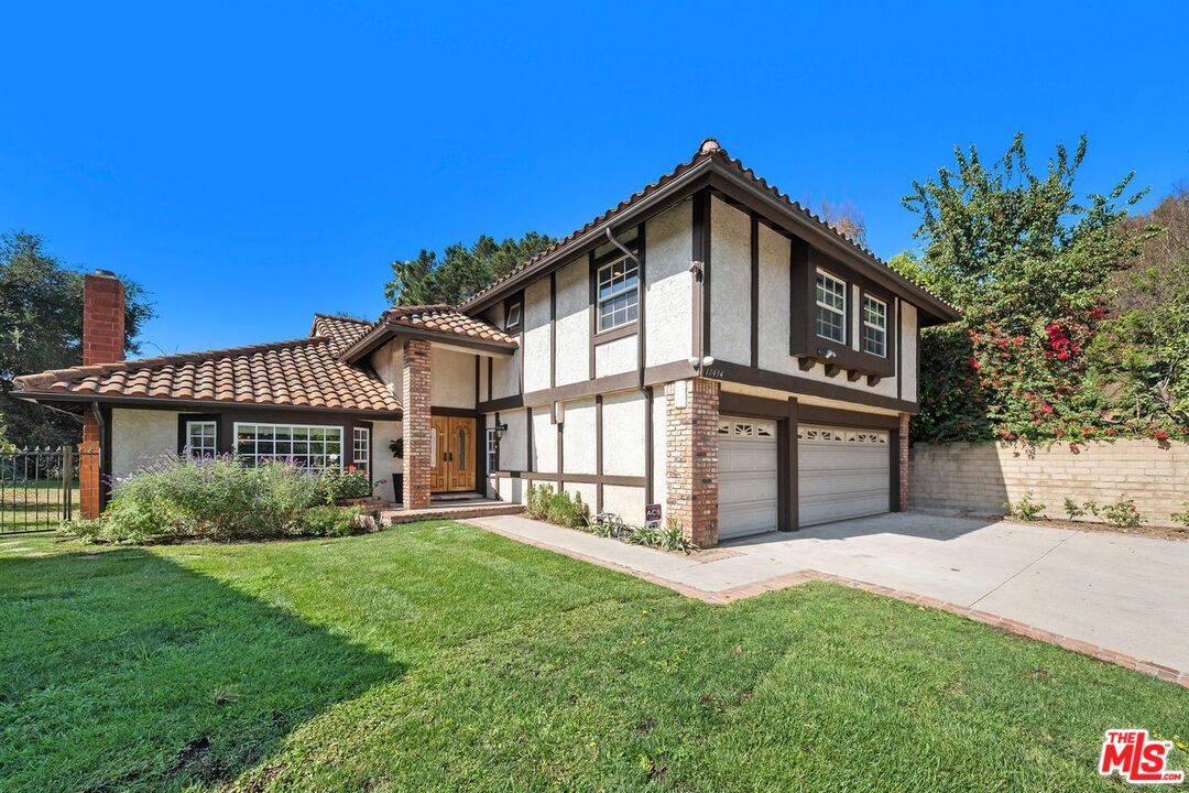 10434 Windtree Dr
