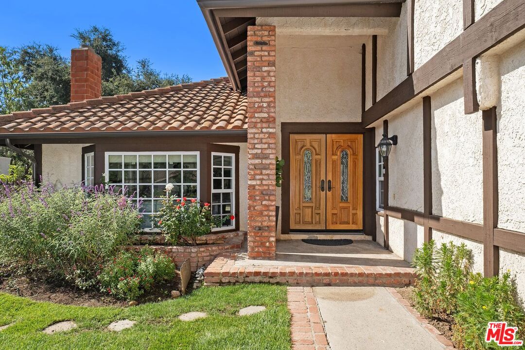 10434 Windtree Dr