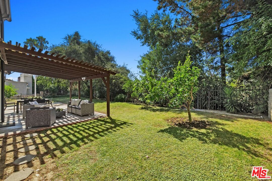 10434 Windtree Dr