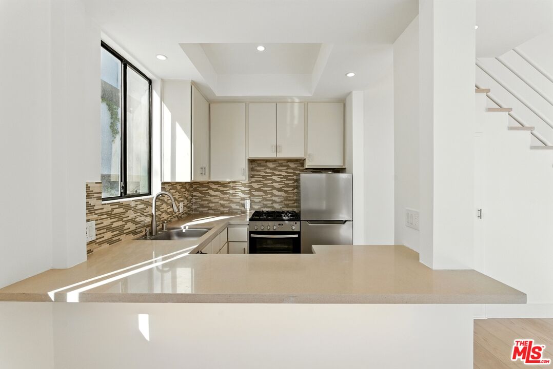 1826 Overland Ave Unit: 1