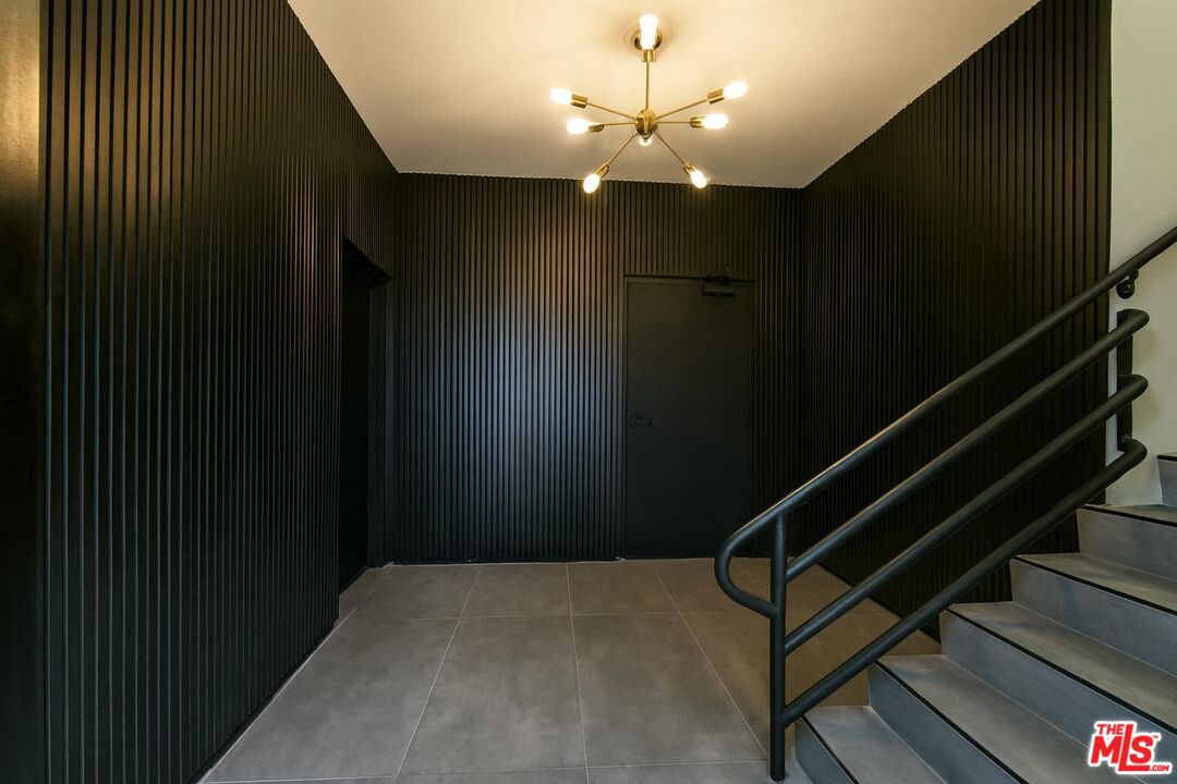 1826 Overland Ave Unit: 1