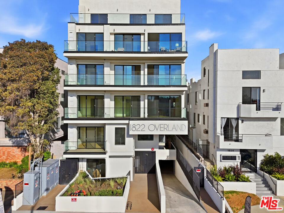 1822 Overland Ave Unit: 101