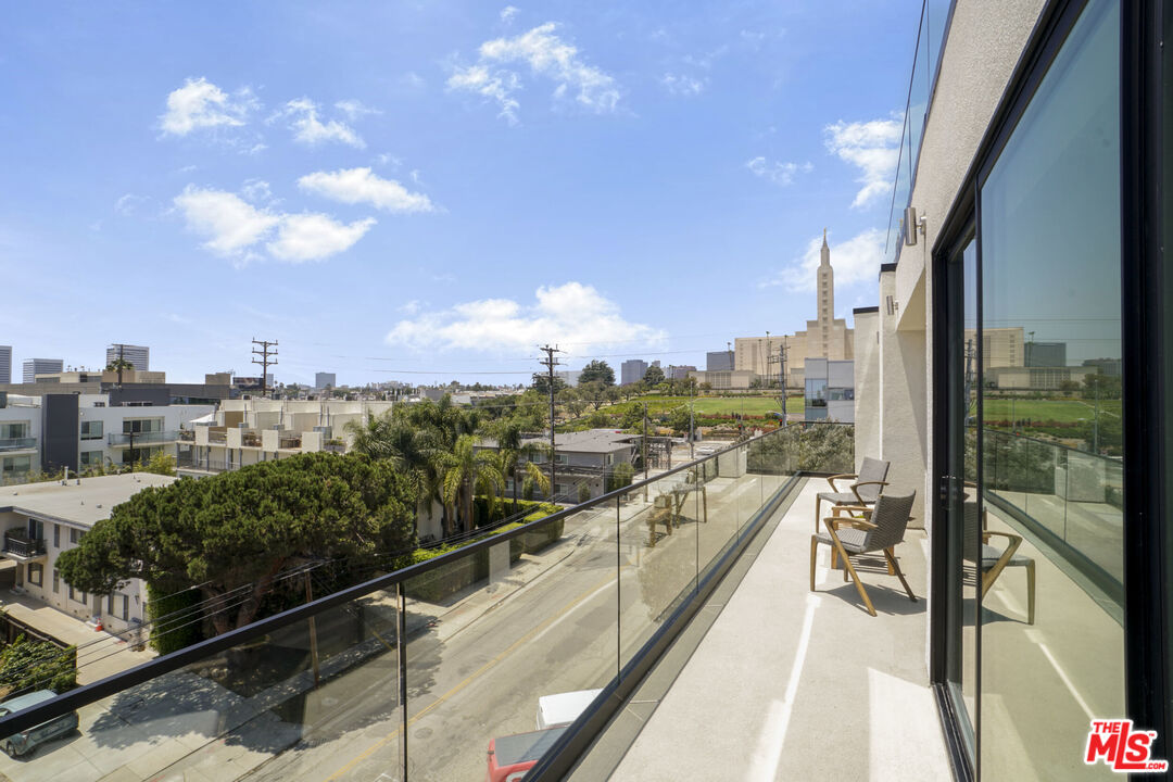 1822 Overland Ave Unit: 501