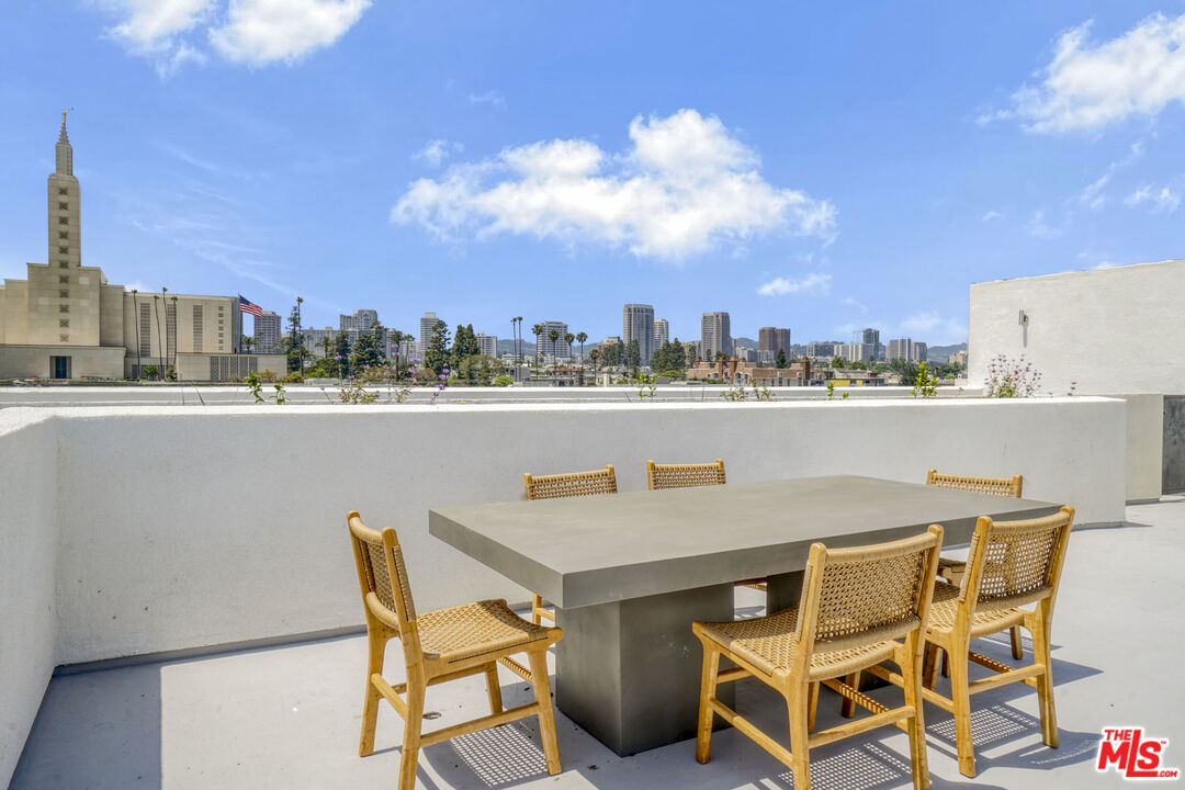 1822 Overland Ave Unit: 401