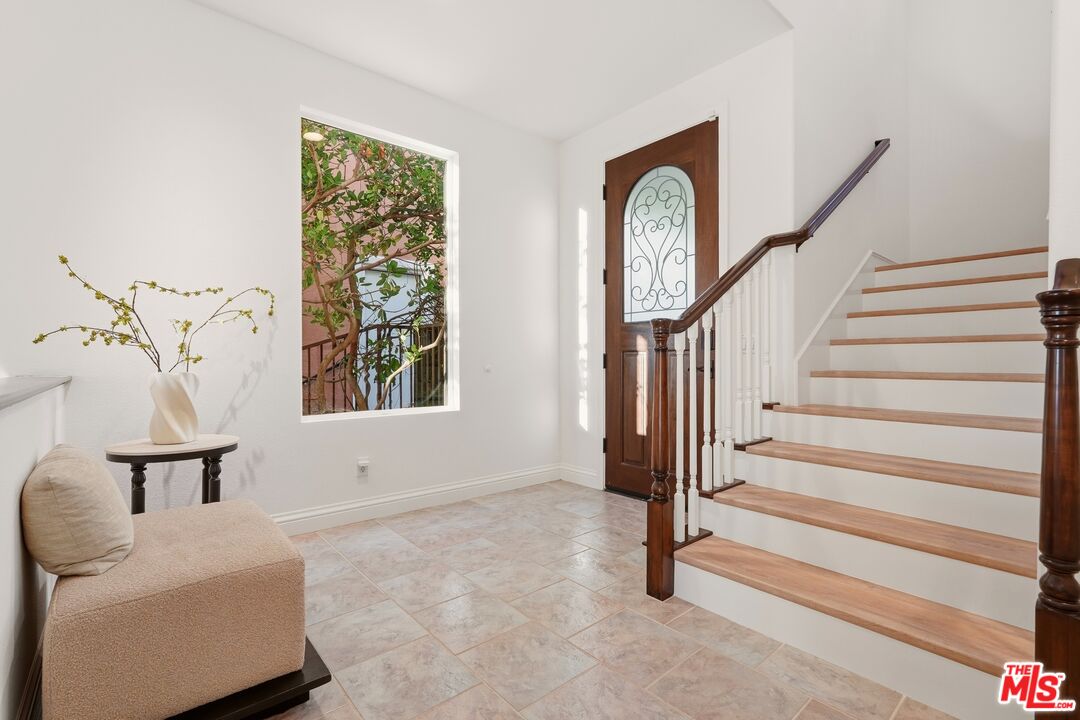1486 Paseo De Oro