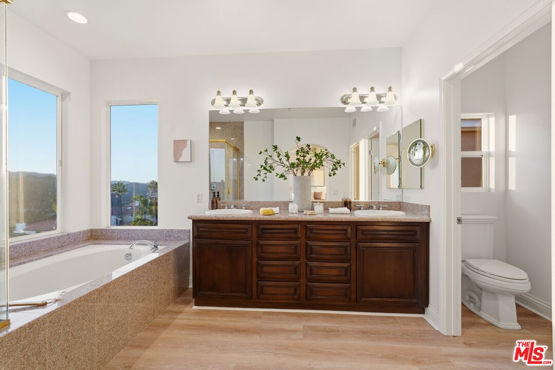 1486 Paseo De Oro
