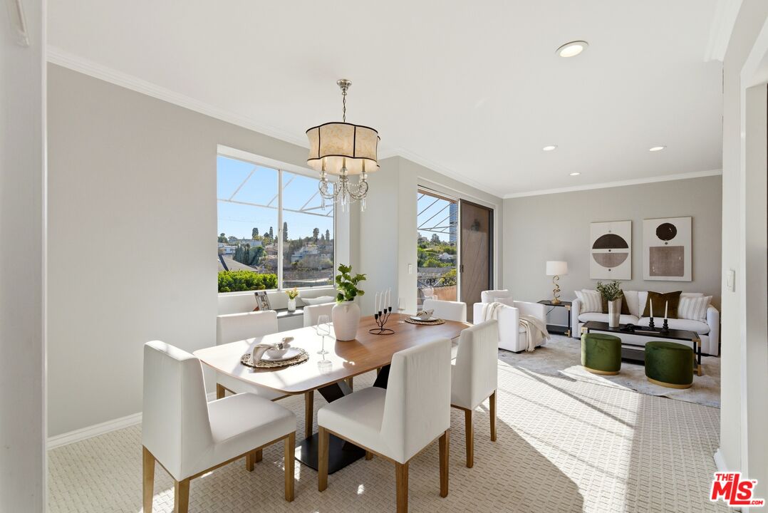 1223 Roxbury Dr Unit: 304