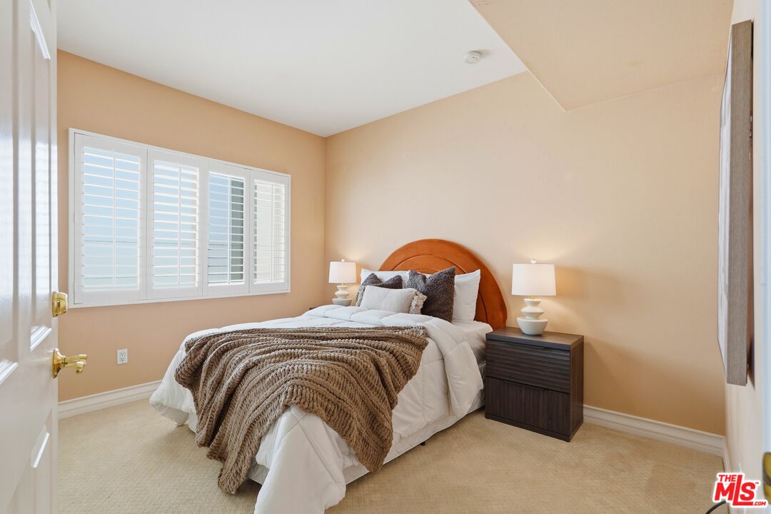 1748 Stoner Ave Unit: 1