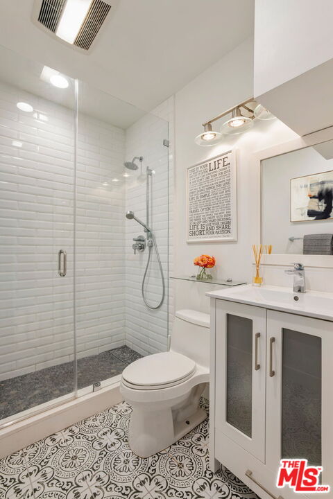 1838 Westholme Ave Unit: PH3