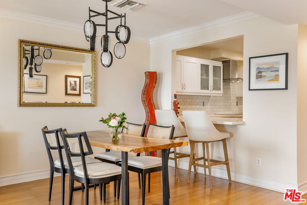 1838 Westholme Ave Unit: PH3