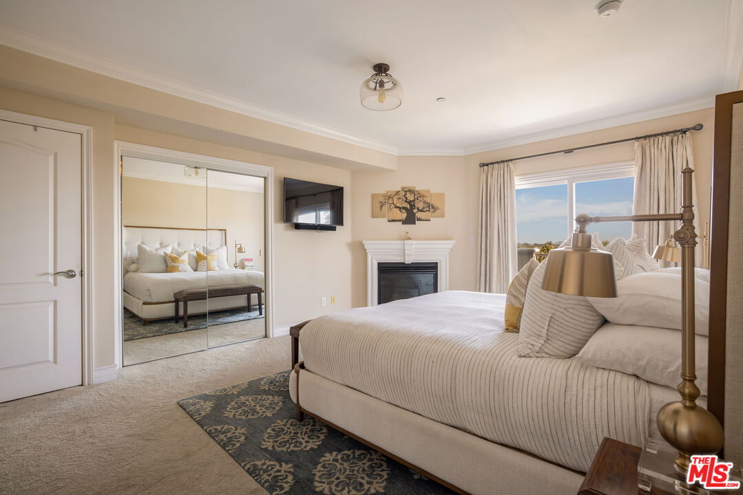 1838 Westholme Ave Unit: PH3