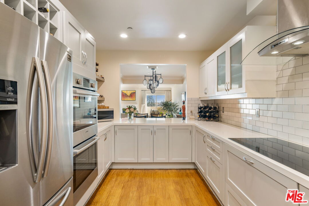 1838 Westholme Ave Unit: PH3