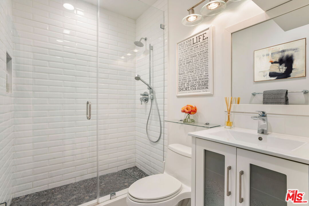 1838 Westholme Ave Unit: PH3