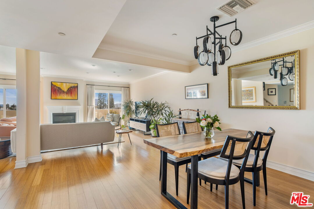 1838 Westholme Ave Unit: PH3