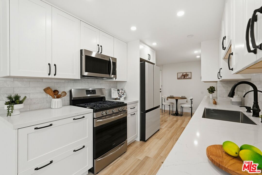 1201 Roxbury Dr Unit: 307