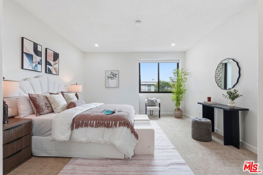 1201 Roxbury Dr Unit: 307