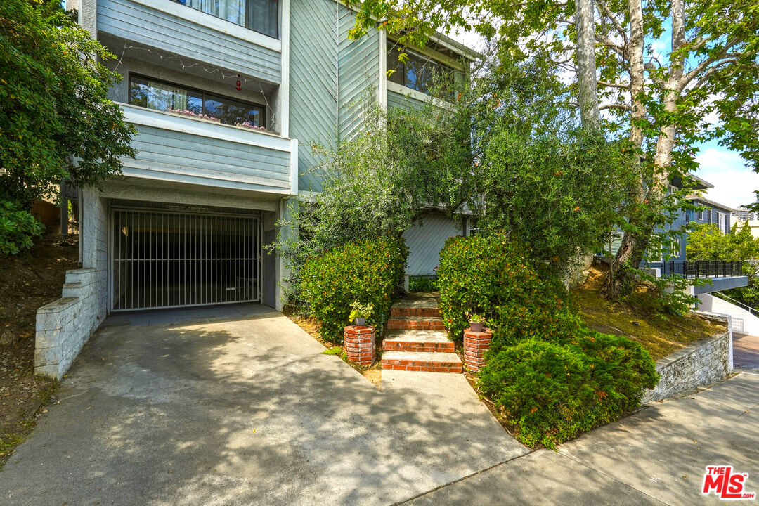 1613 Manning Ave Unit: 1