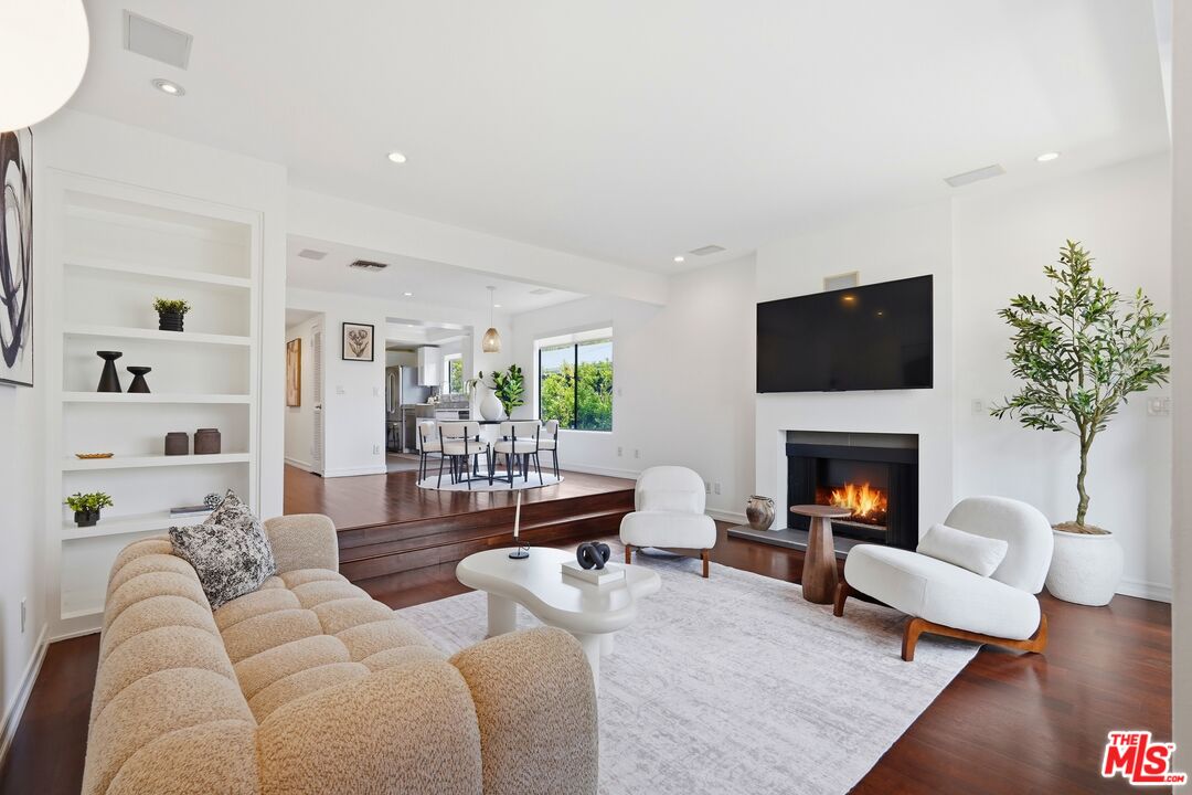 1613 Manning Ave Unit: 1