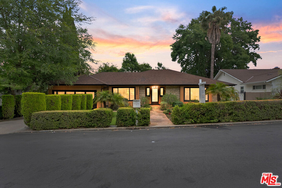 11346 Thurston Pl