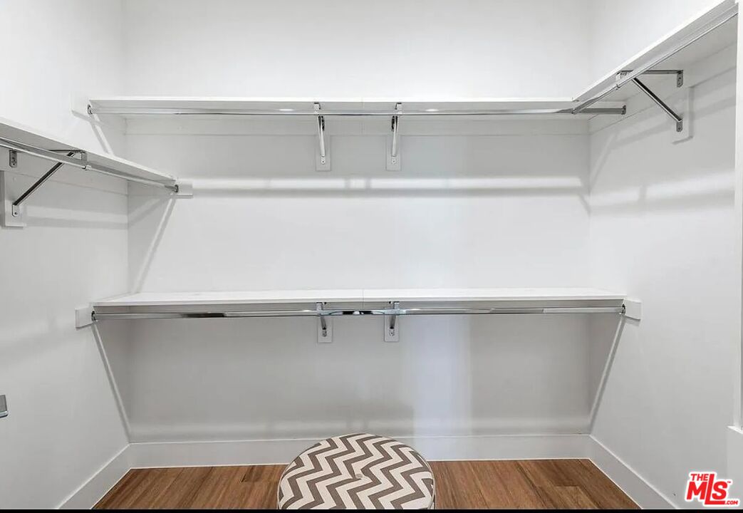 1906 Overland Ave Unit: 202