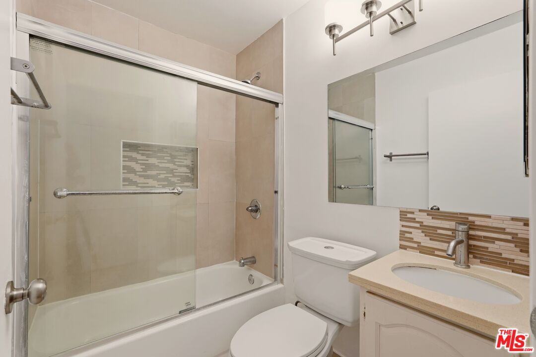 1120 Irolo St Unit: 101