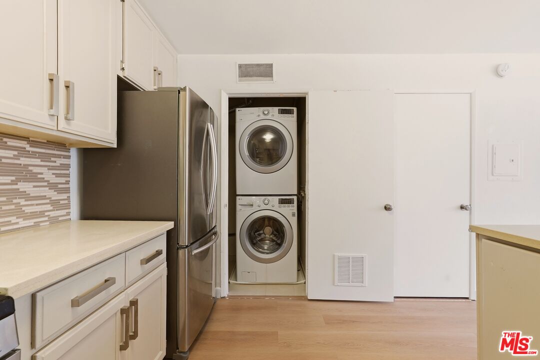 1120 Irolo St Unit: 101