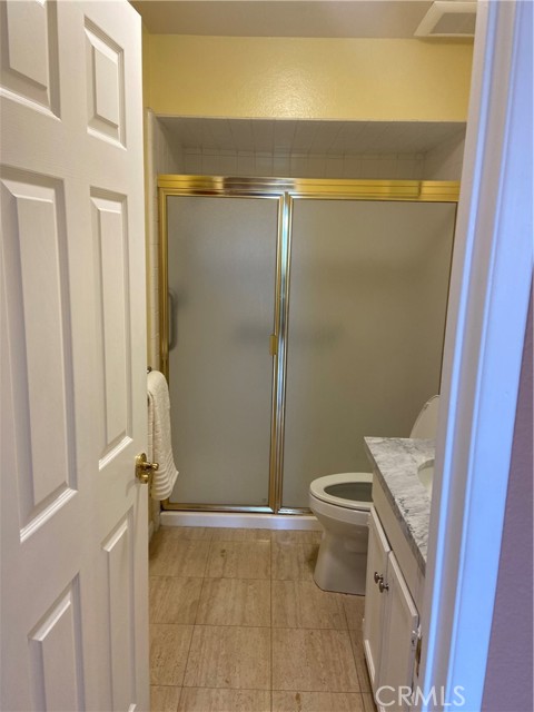 1887 Greenfield AVE Unit: 205