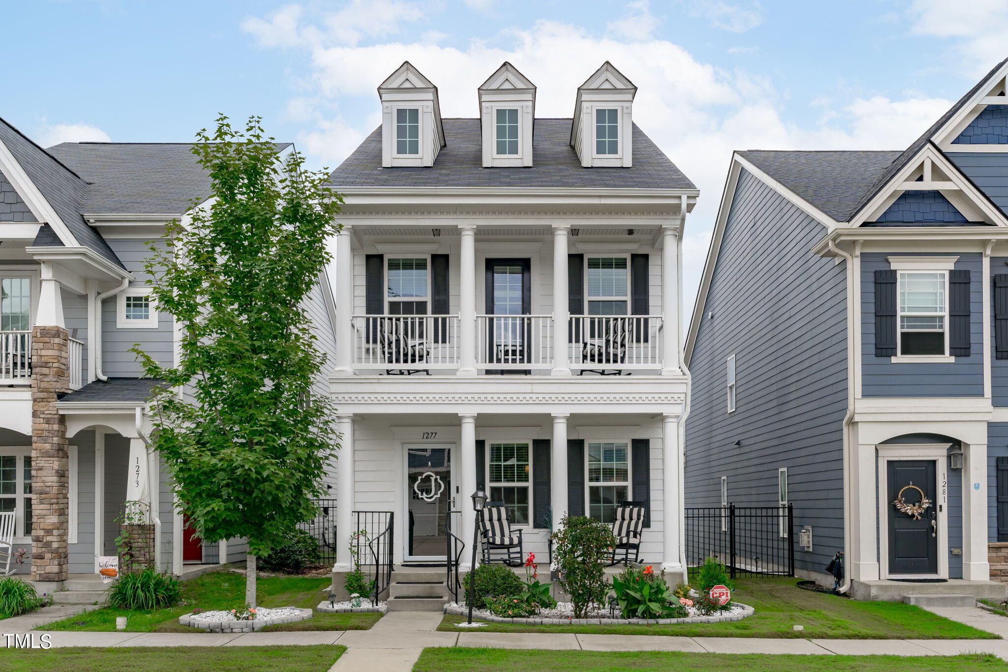 1277 Brown Velvet Lane