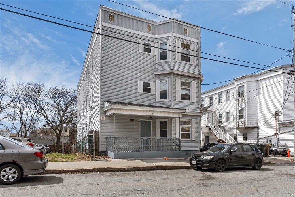 1819 Pleasant St # 3