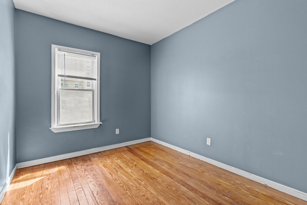 1819 Pleasant St # 3