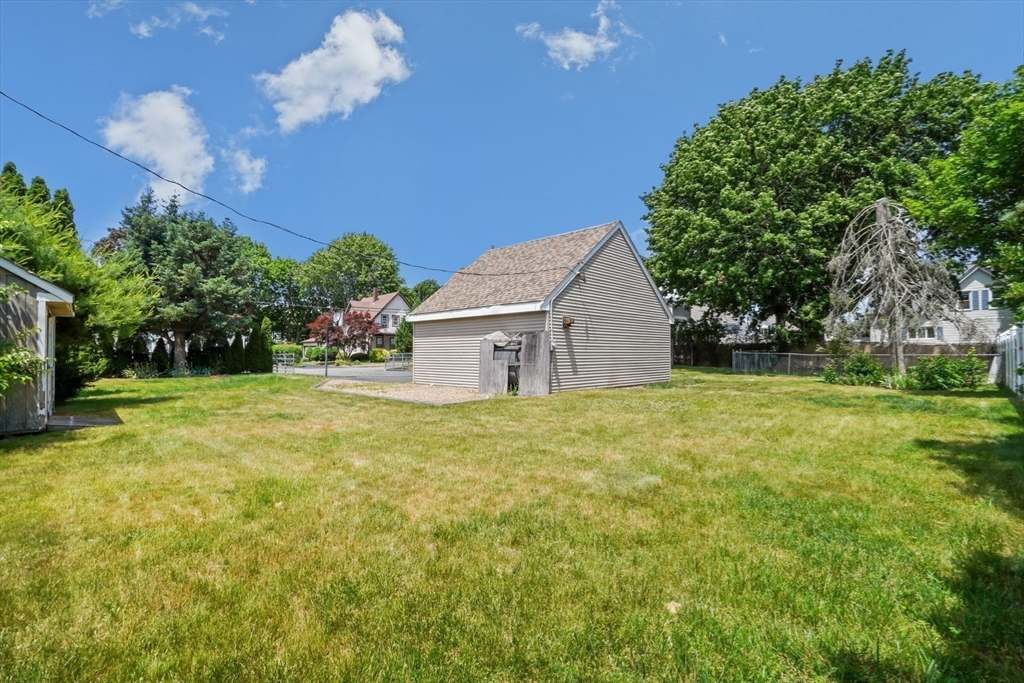 13 Waverly St