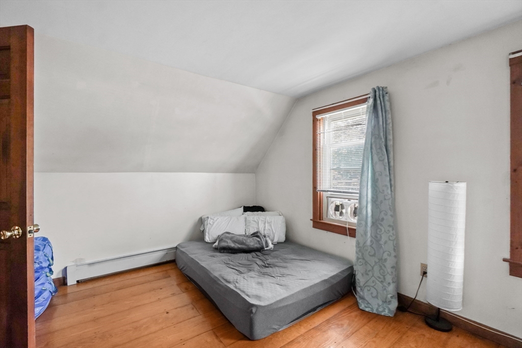 13 Waverly St