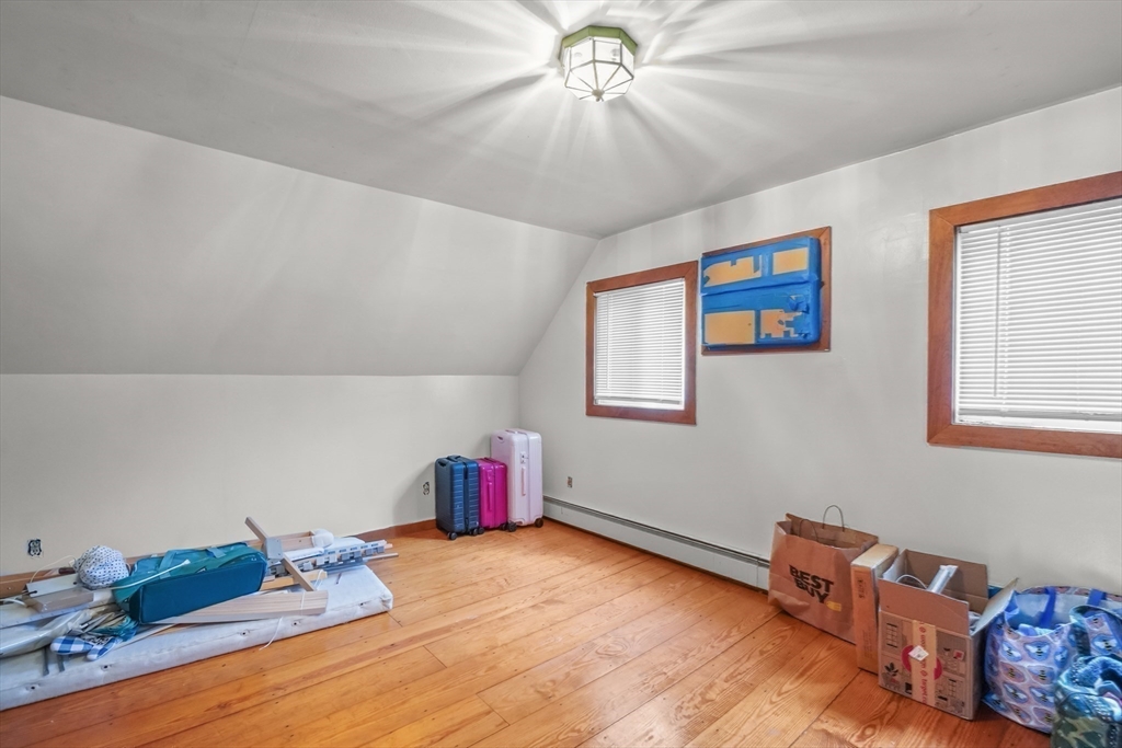 13 Waverly St