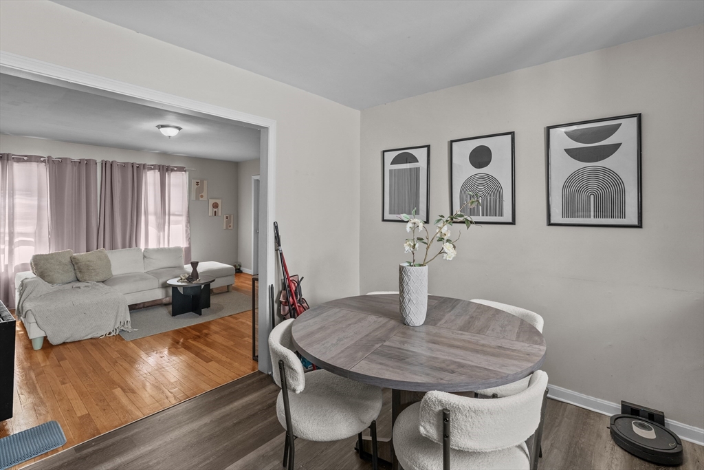 554 Third St