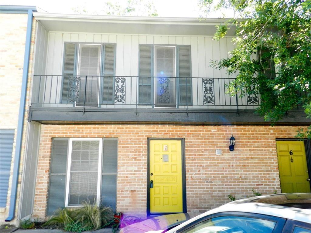 2300 Hancock DR # 7