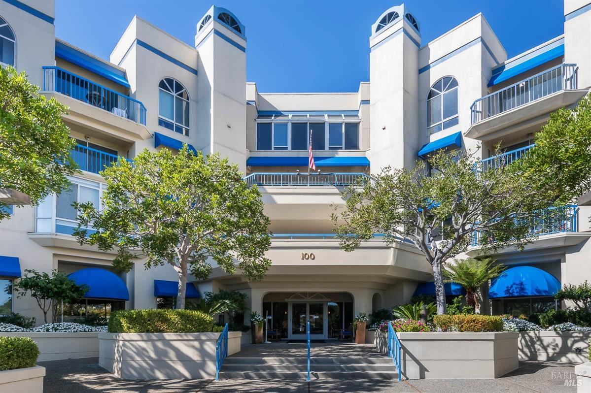 100 Thorndale Dr # 460