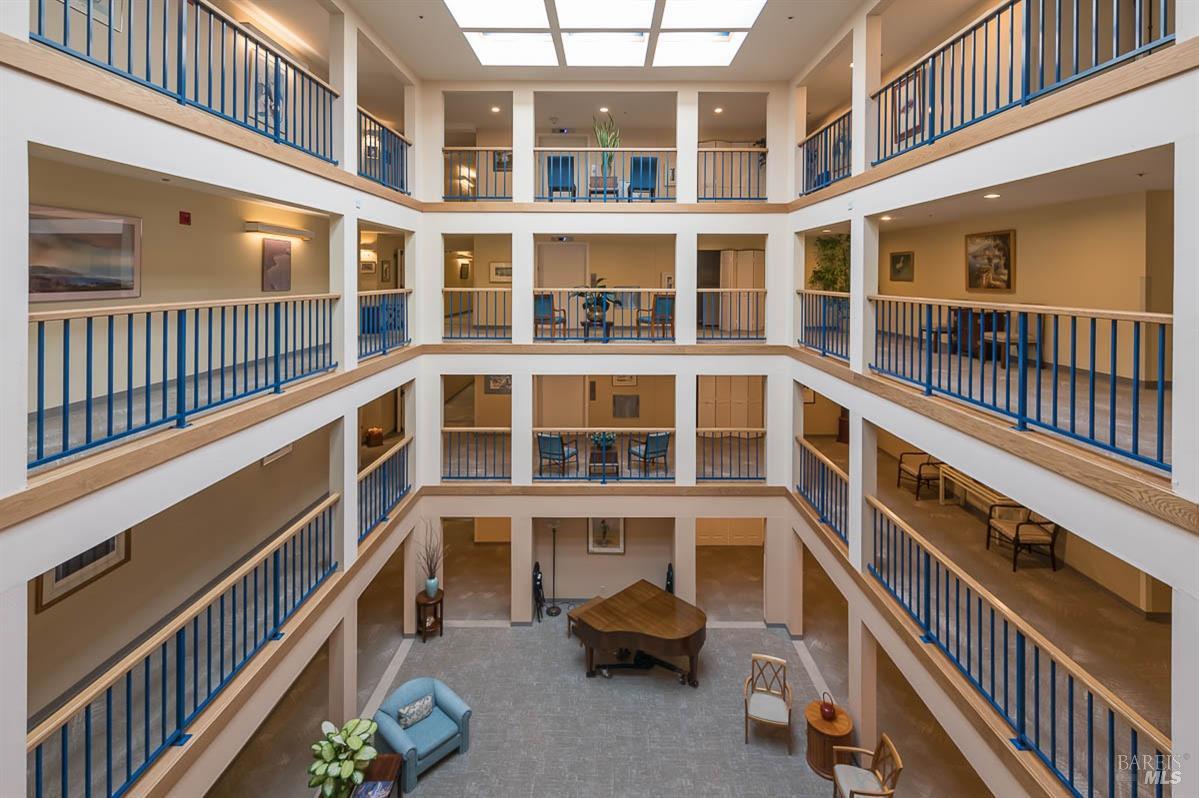 100 Thorndale Dr # 460