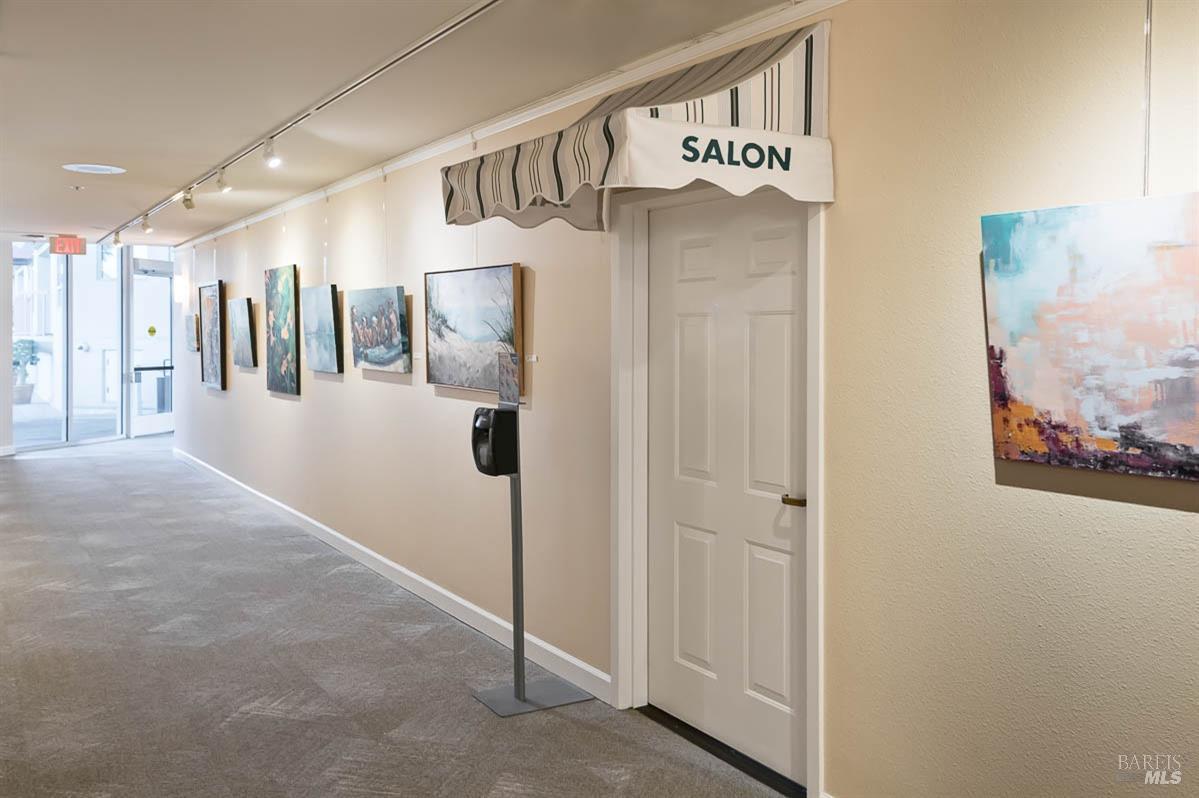 100 Thorndale Dr # 460