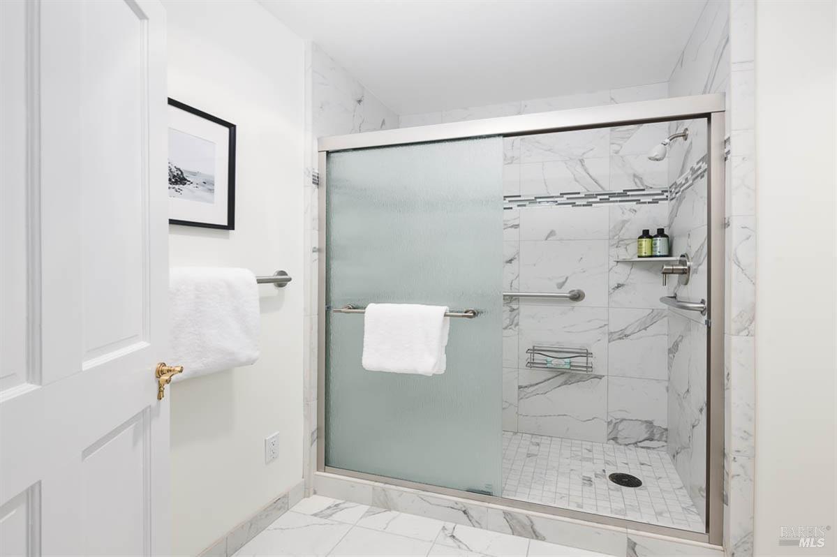 100 Thorndale Dr # 460