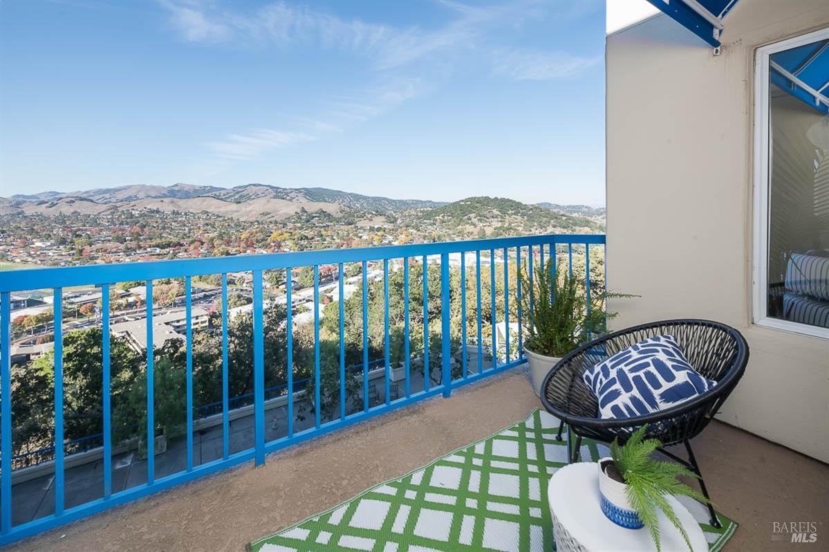 100 Thorndale Dr # 460