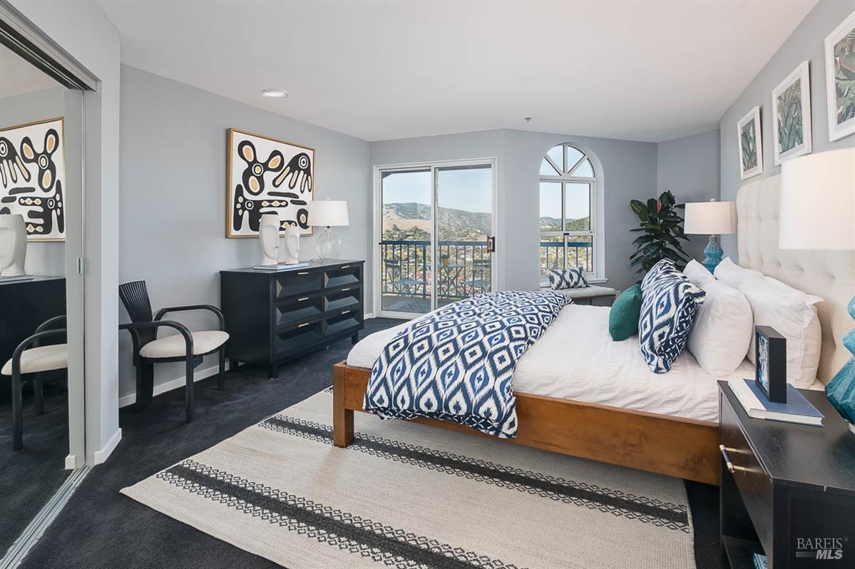 100 Thorndale Dr # 460