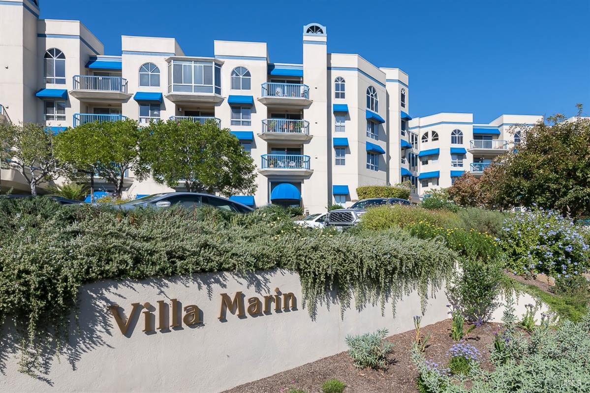 100 Thorndale Dr # 460