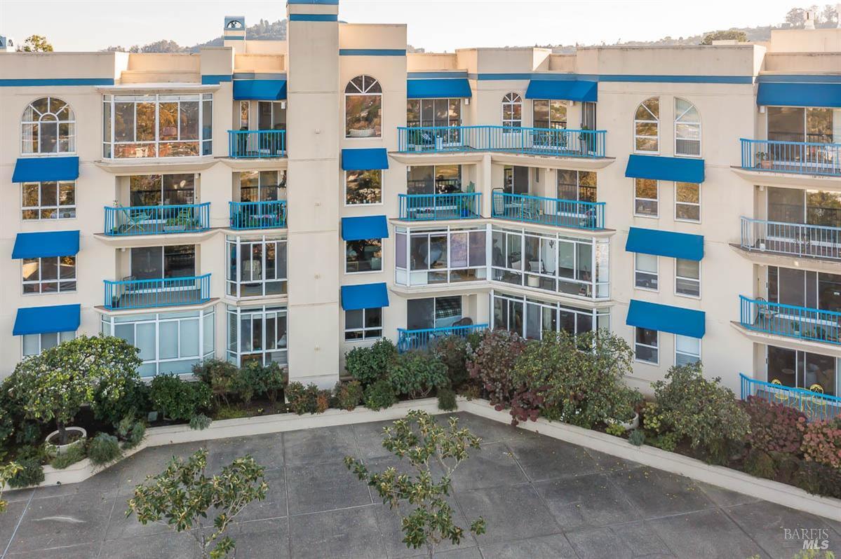 100 Thorndale Dr # 460