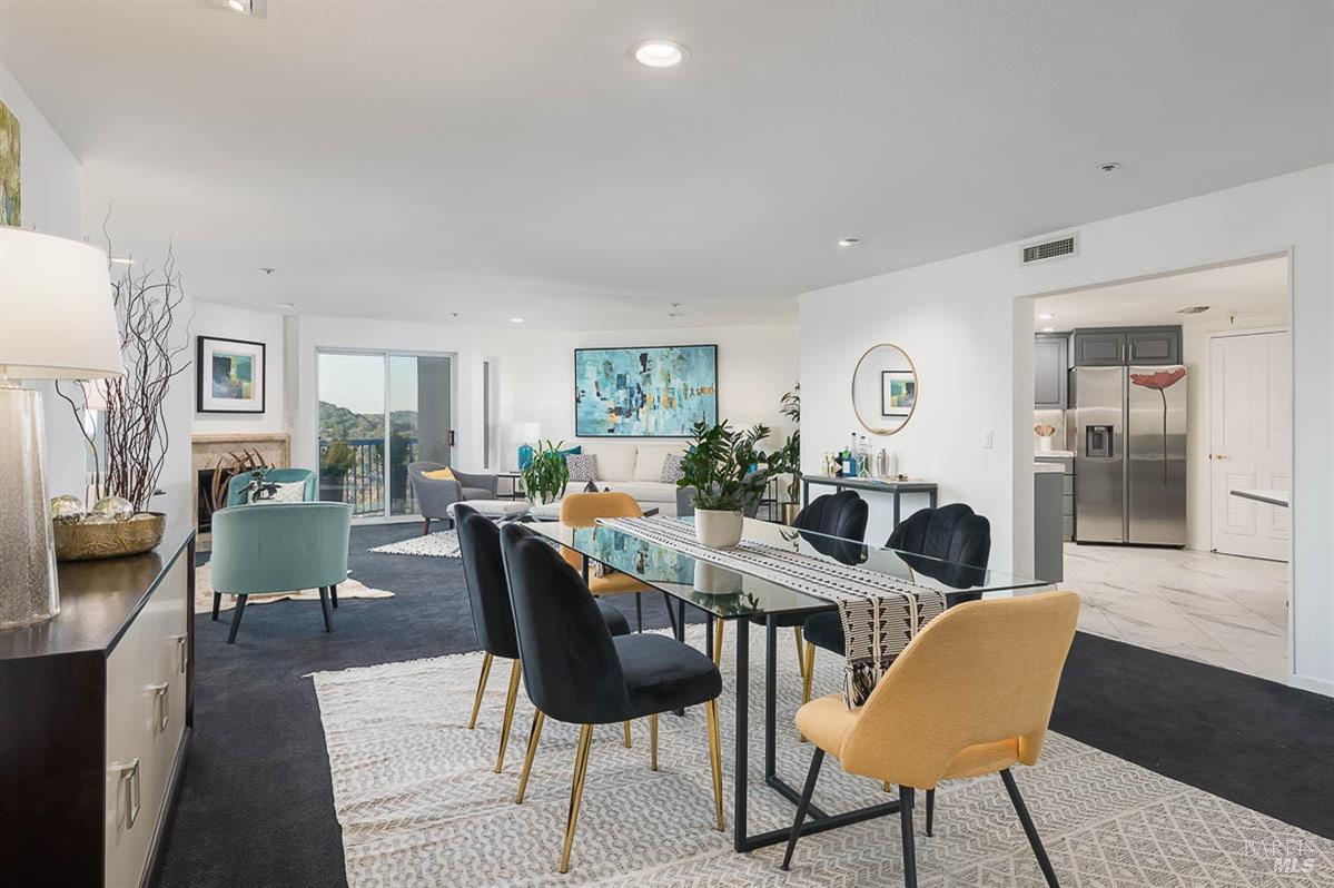 100 Thorndale Dr # 460