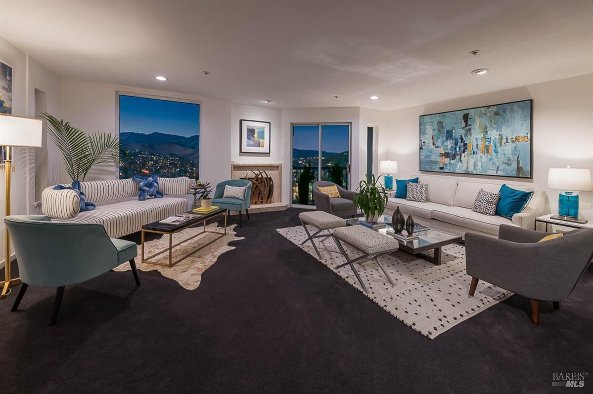 100 Thorndale Dr # 460