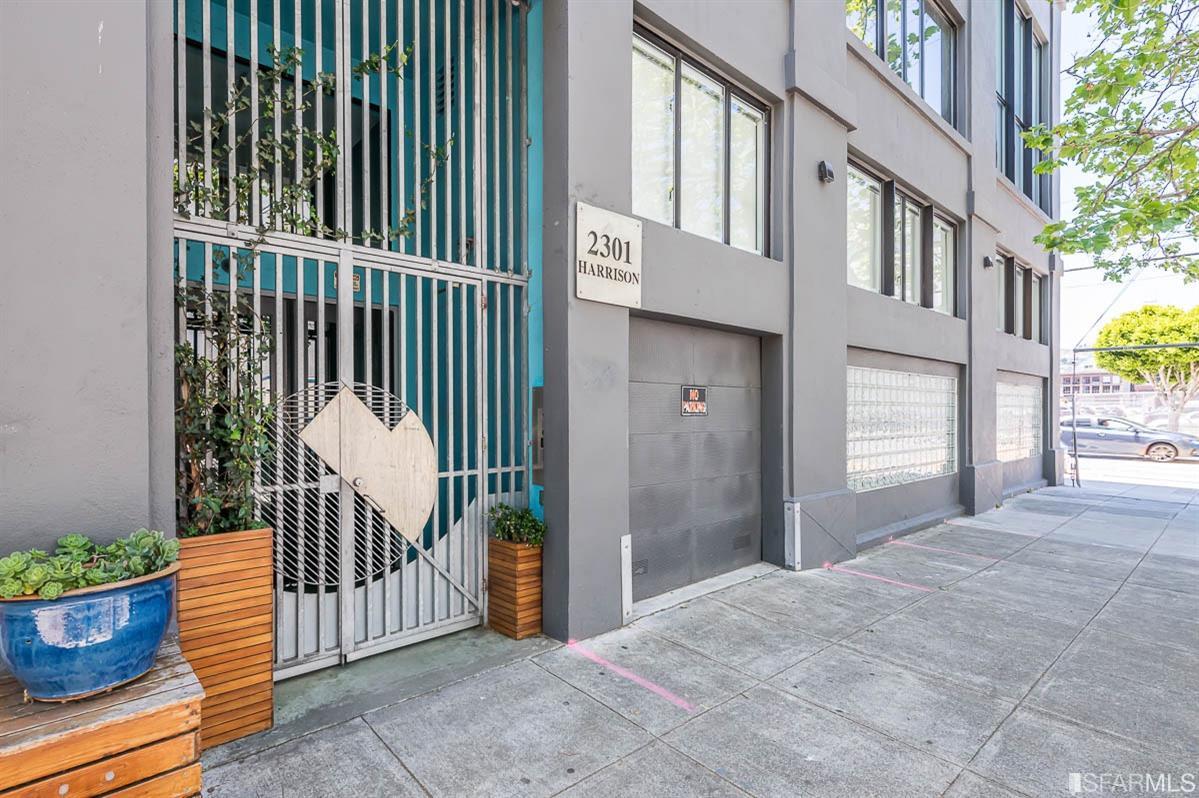 2301 Harrison Street # 304