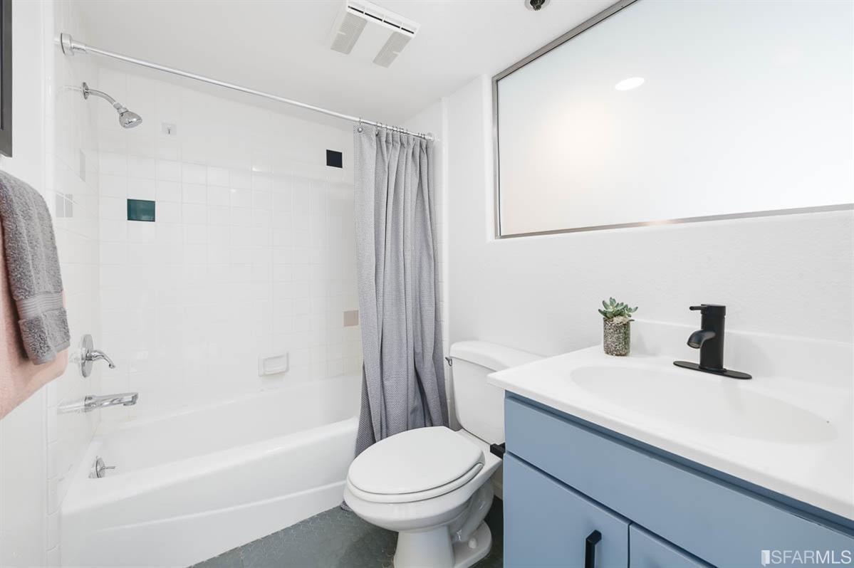 2301 Harrison Street # 304