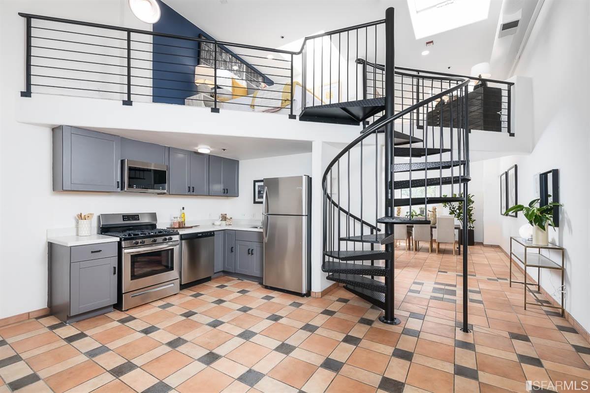 2301 Harrison Street # 304