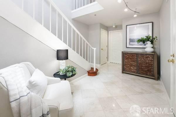 1362 Vallejo Street # C