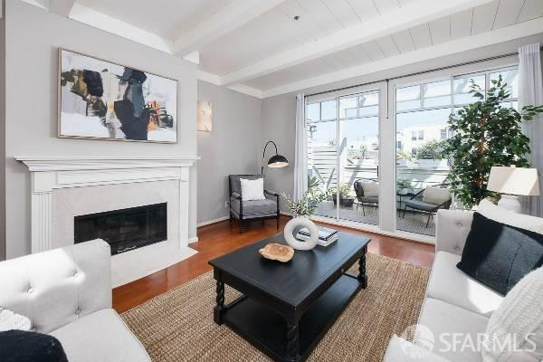 1362 Vallejo Street # C